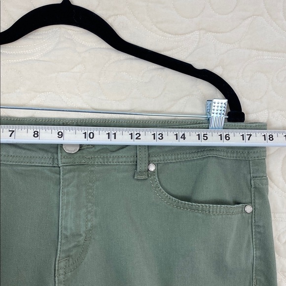 Jordache Skinny Jeans Green Sz 18W - Picture 3 of 11